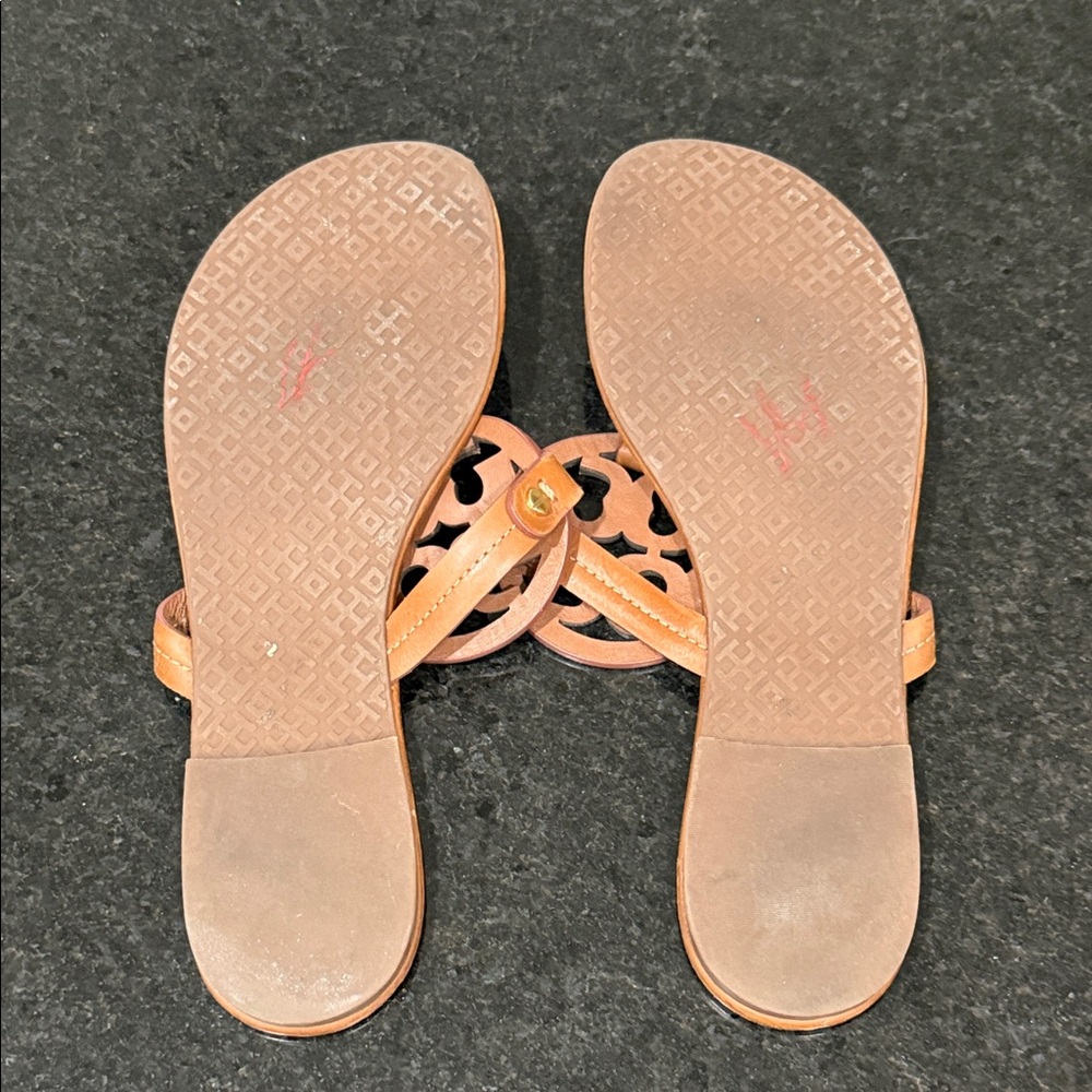 Tory Burch Miller Leather Logo Thong Sandals - Picture 7 of 12